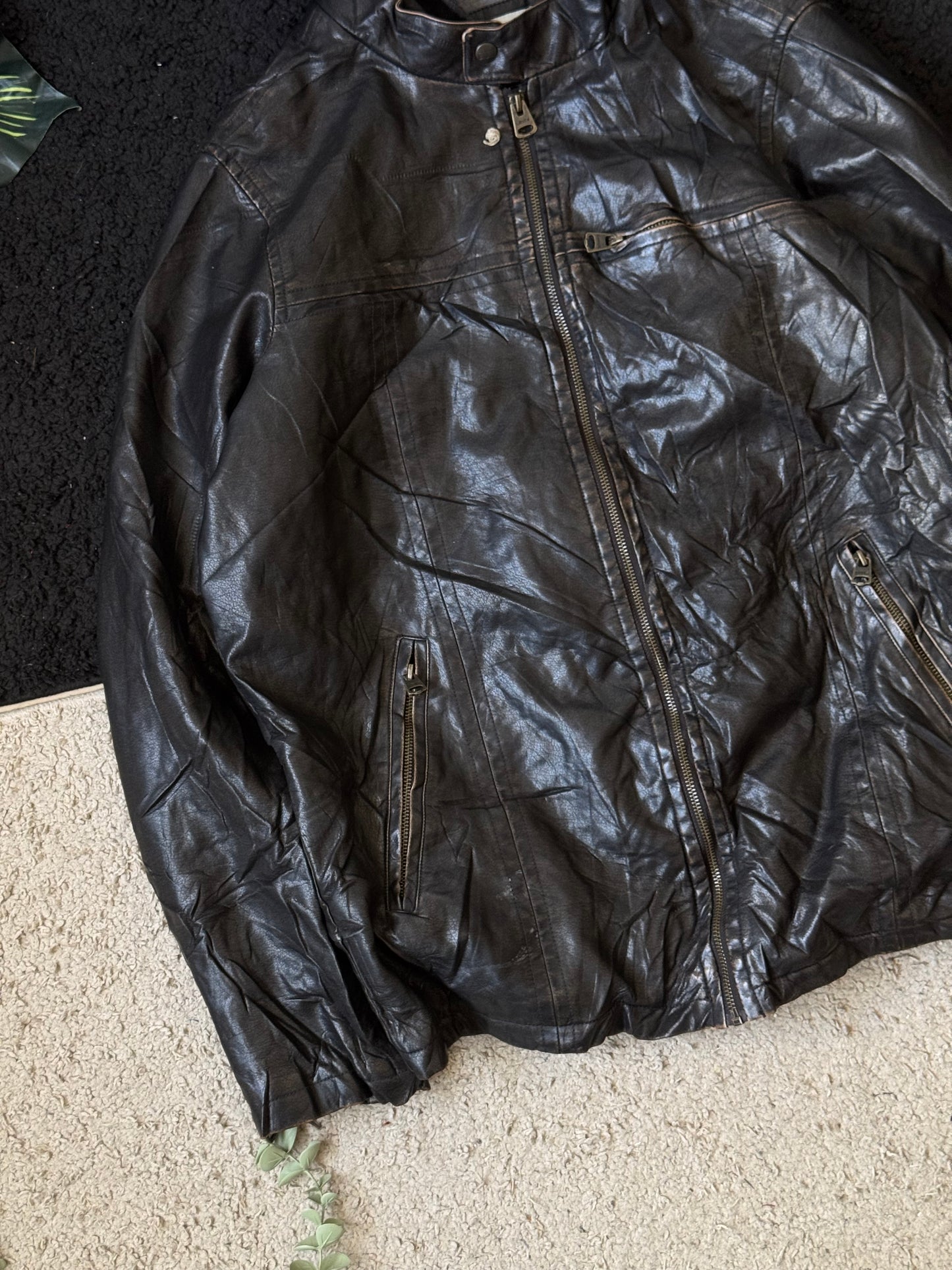 LEVIS LEATHER JACKET